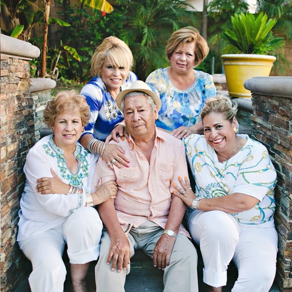 Meet your Posher, Las hermanas